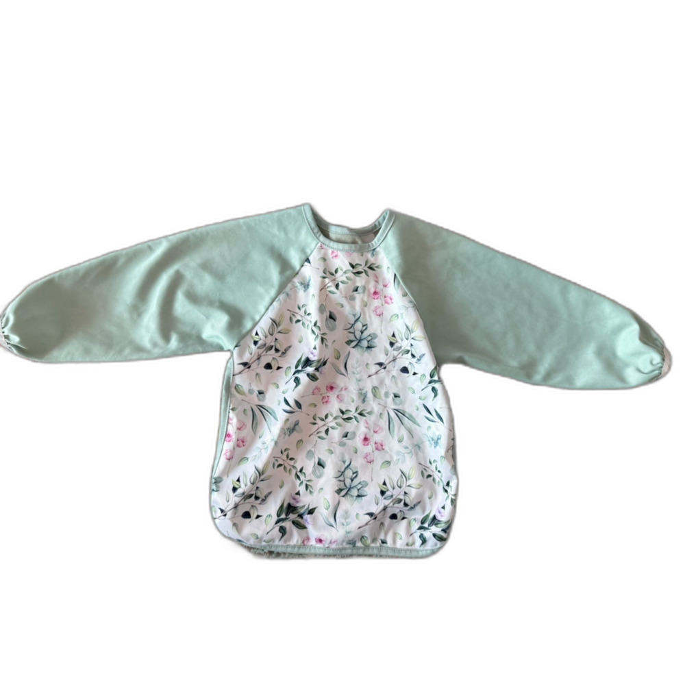 Floral Print Reusable Baby Feeding Bib – Washable & Water-Resistant
